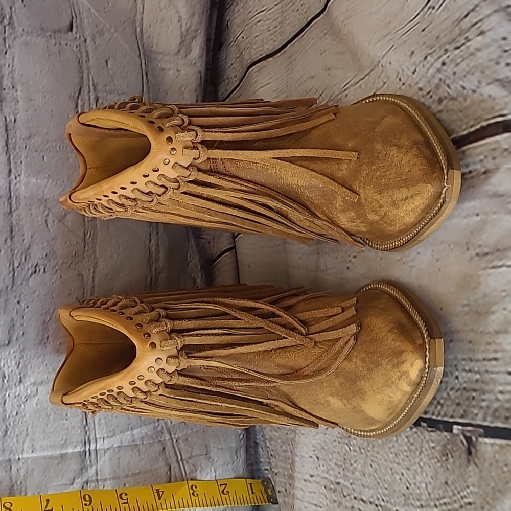 Abilene ankle fringe boots
